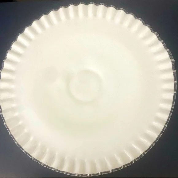 Fenton Silver Crest “Silvercrest” Low Rise Cake Stand